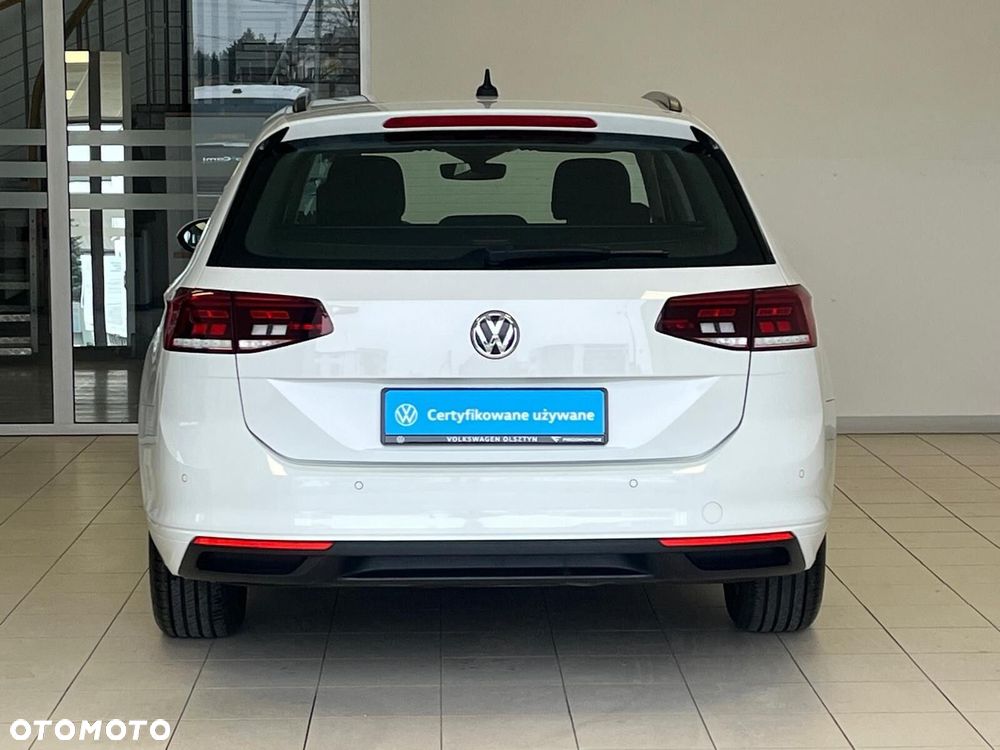 Volkswagen Passat - 10