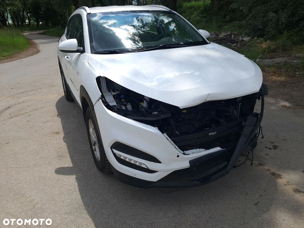 Hyundai Tucson - 16