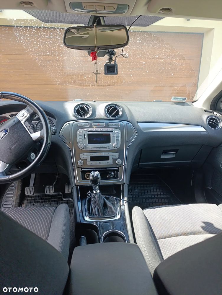 Ford Mondeo 2.0 TDCi Titanium - 17