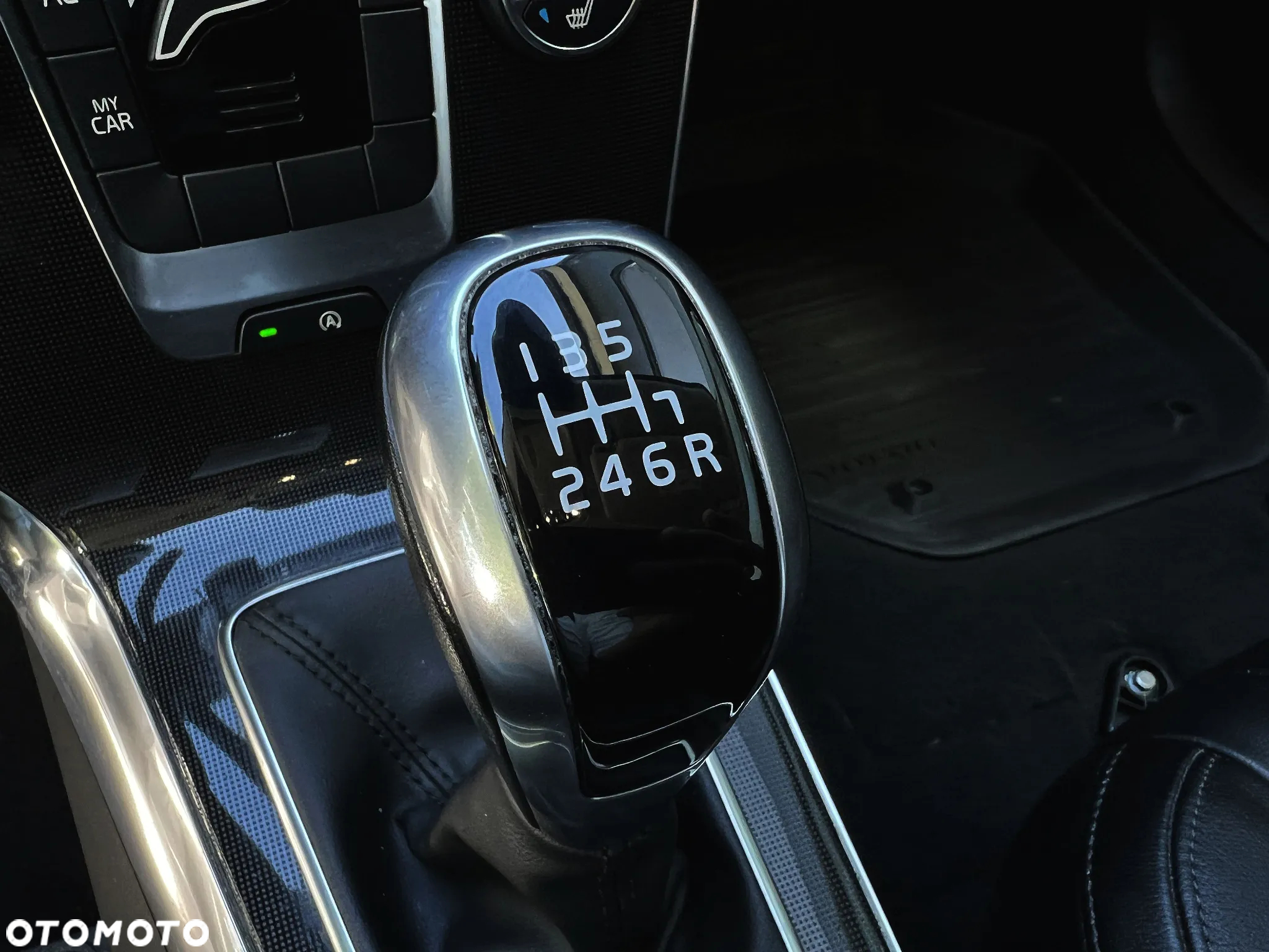 Volvo V40 - 29