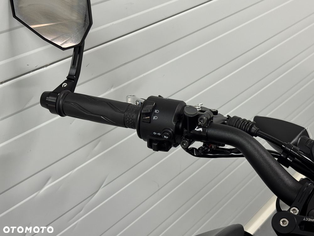 Yamaha MT - 13