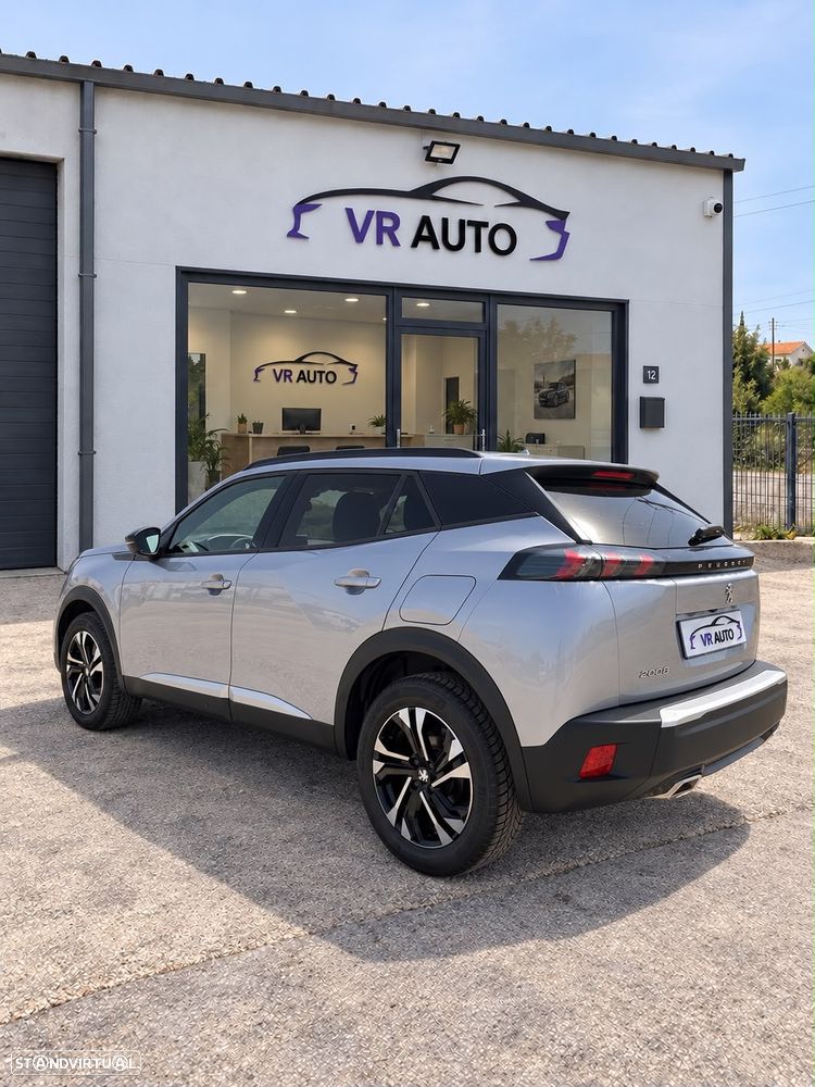 Peugeot 2008 PureTech 130 Allure Pack - 4