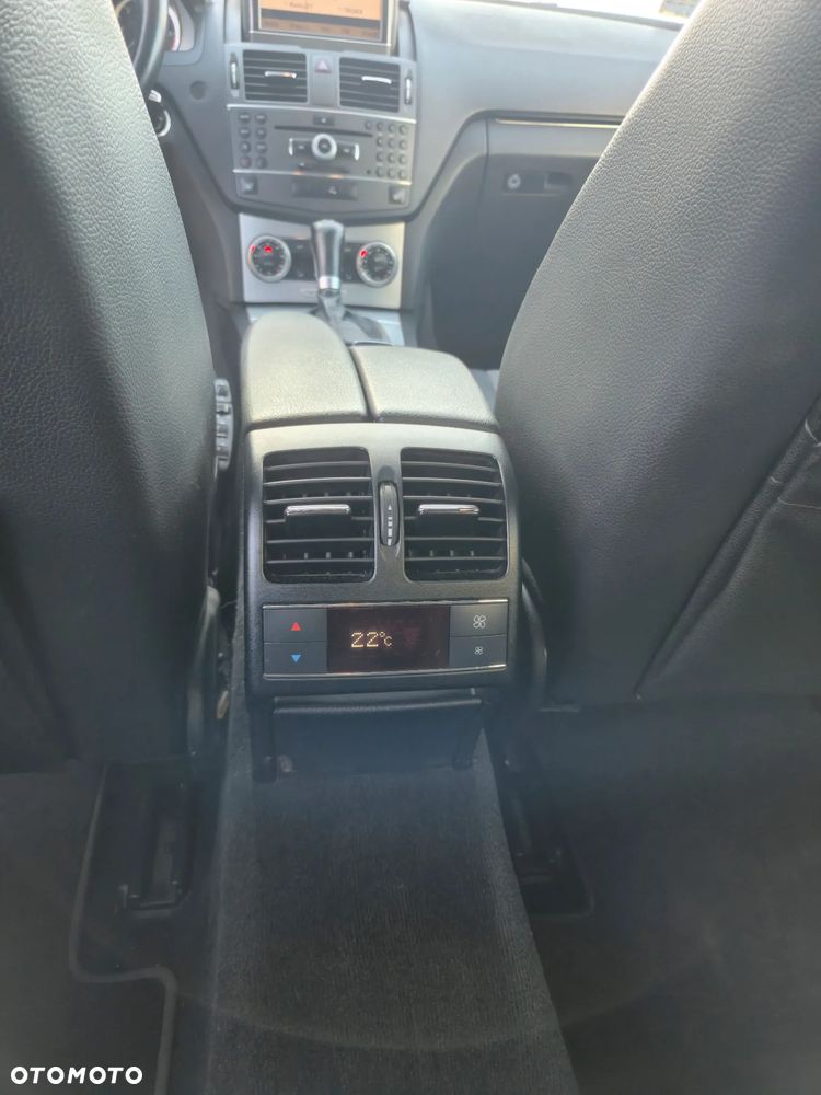 Mercedes-Benz Klasa C 220 CDI DPF Automatik BlueEFFICIENCY Avantgarde - 6