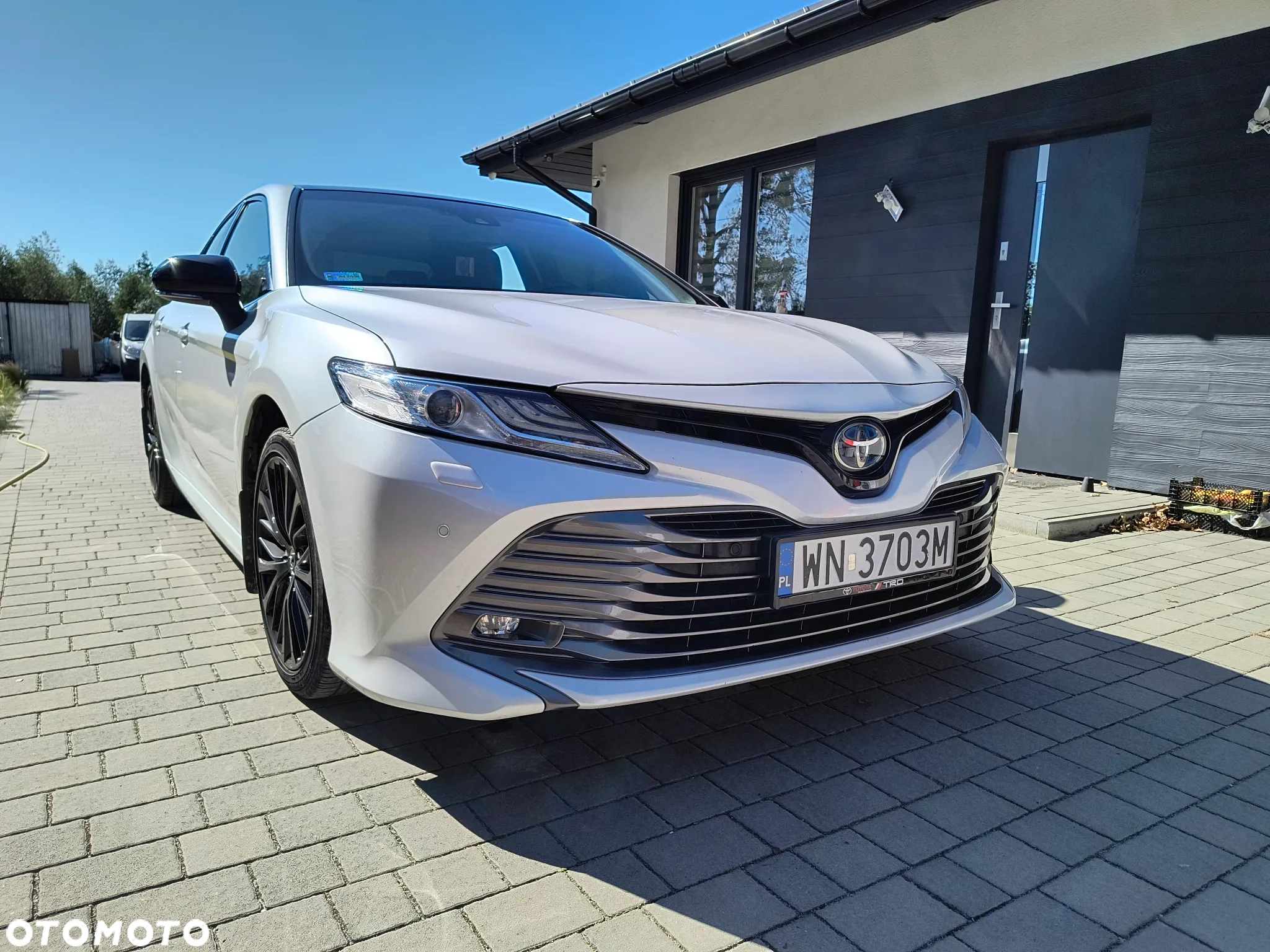 Toyota Camry 2.5 Hybrid Executive CVT - 2