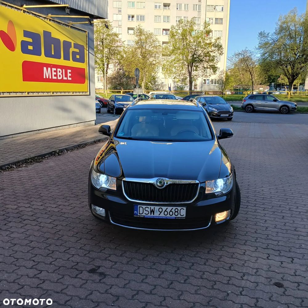 Skoda Superb 2.0 TDI Elegance - 2