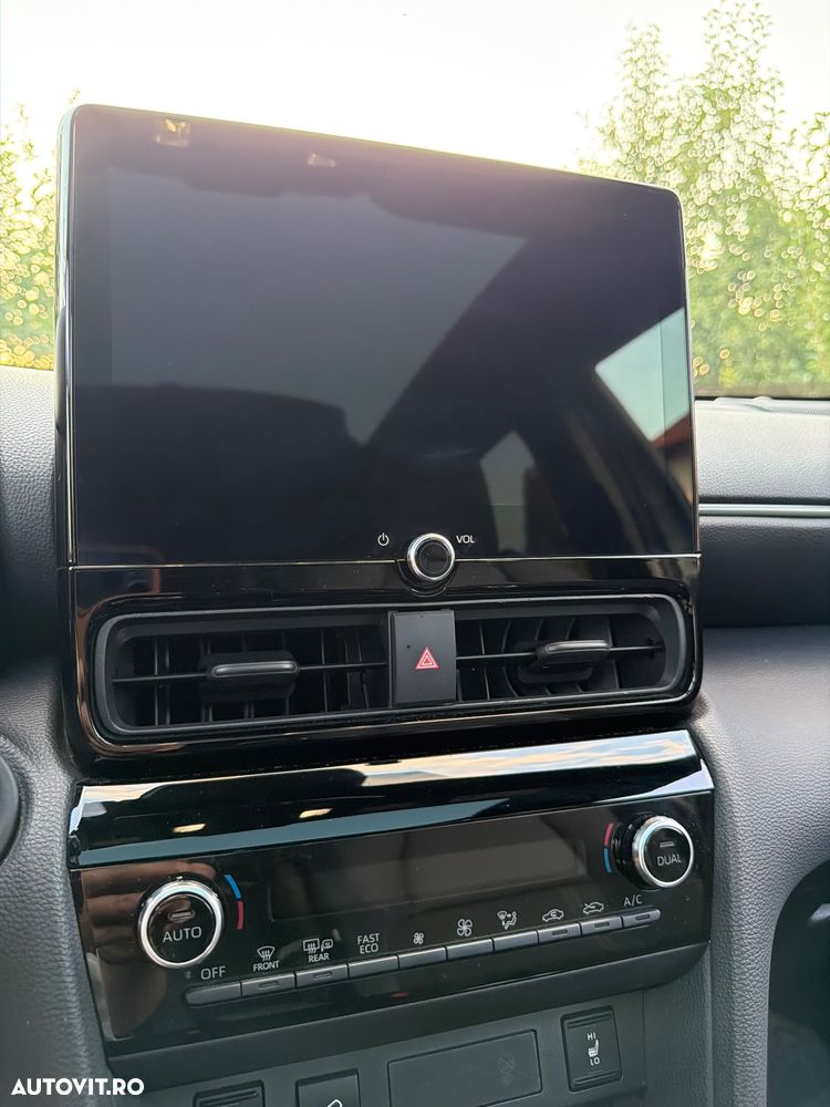 Toyota Yaris Cross - 13