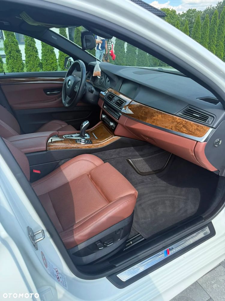 BMW Seria 5 - 23