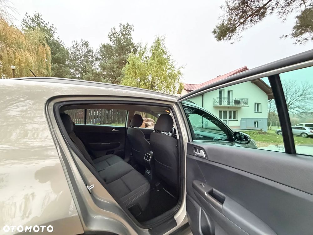 Kia Sportage 1.7 CRDI L 2WD - 28