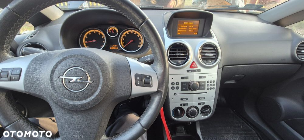 Opel Corsa - 8