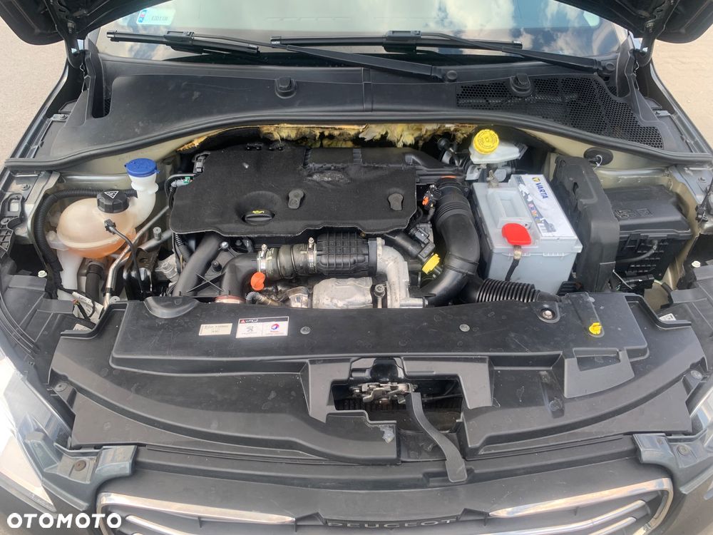 Peugeot 301 1.6 BlueHDi Active - 17