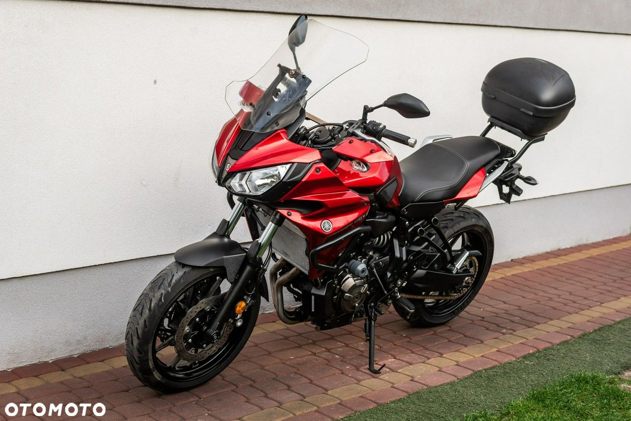 Yamaha MT - 6
