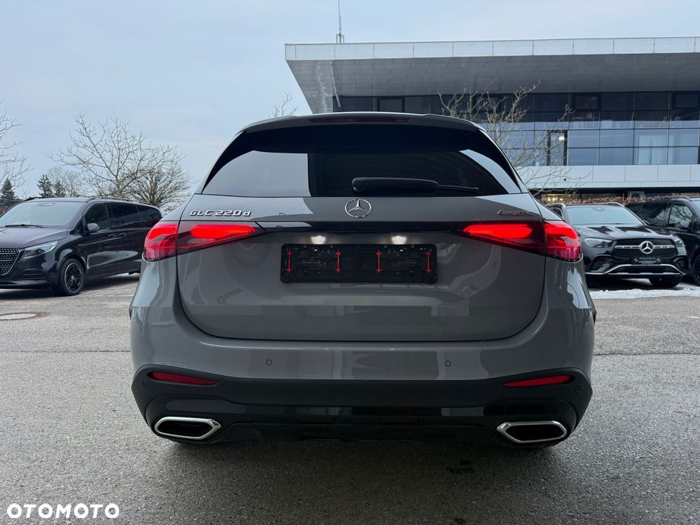 Mercedes-Benz GLC 220 d mHEV 4-Matic AMG Line - 4