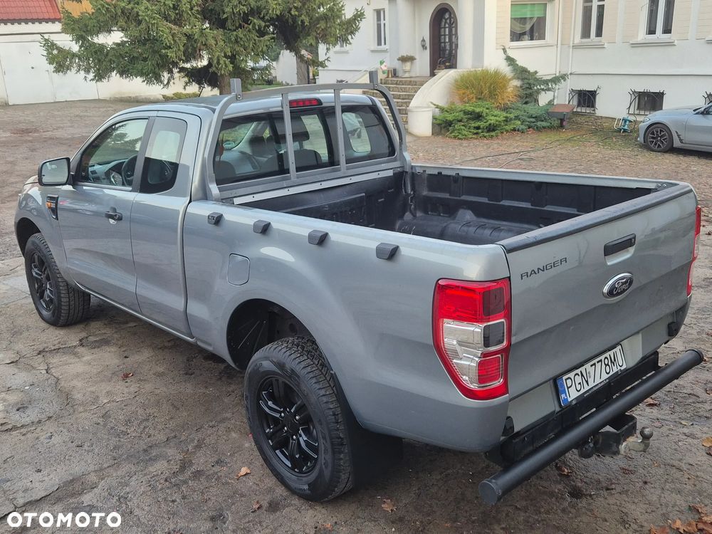 Ford Ranger 2.2 TDCi 4x4 DC XLT - 32