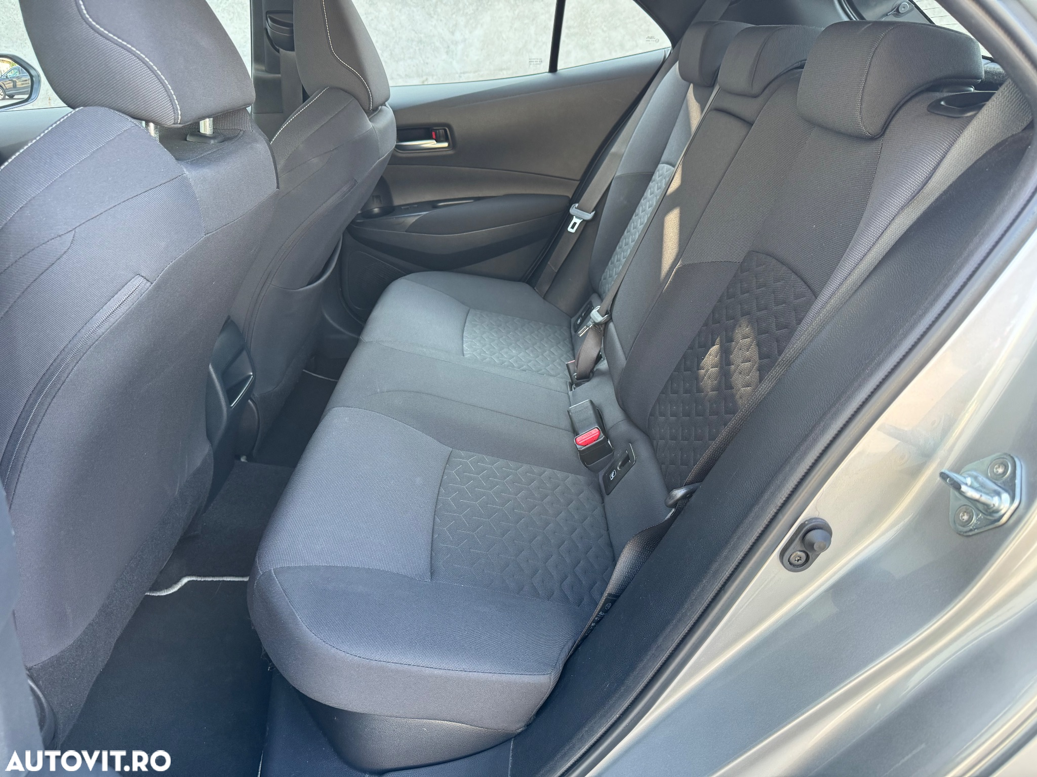Toyota Corolla 1.8 HSD Dynamic - 15