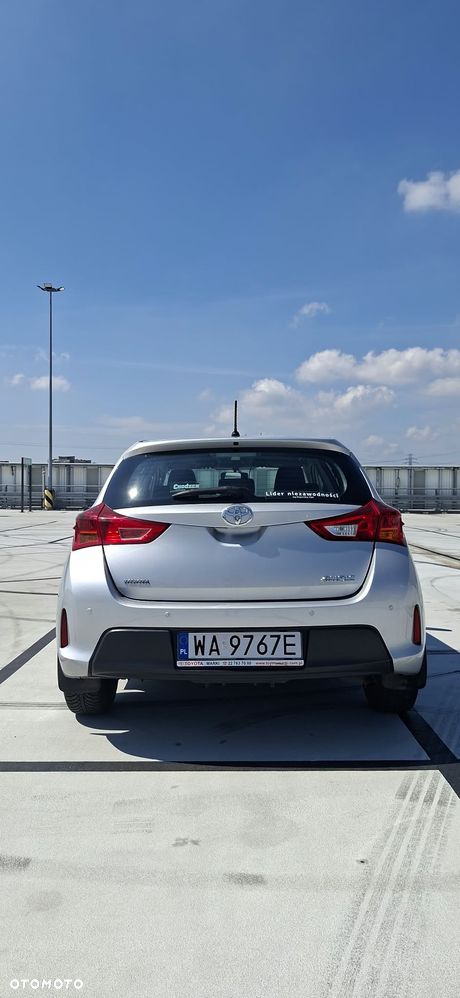 Toyota Auris 2014 photo 5