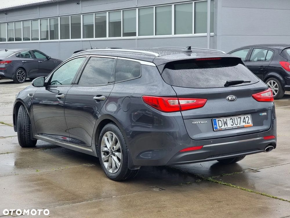 Kia Optima 1.7 CRDI L DCT - 8