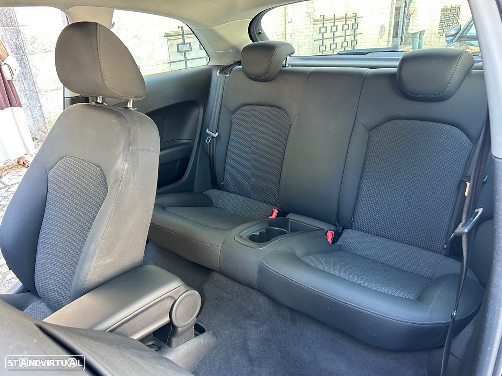Audi A1 2011 photo 5