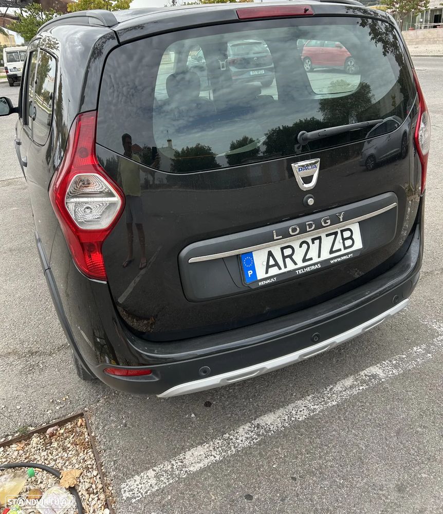 Dacia Lodgy 1.5 Blue dCi Stepway 7L - 16