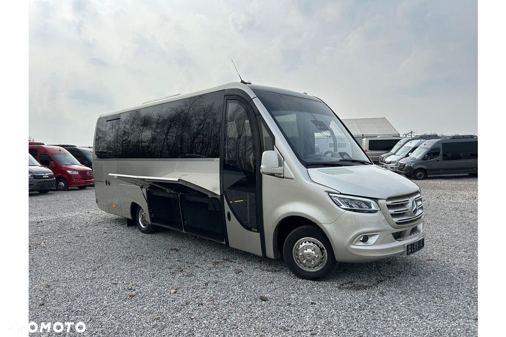 Mercedes-Benz Sprinter 519 - 24