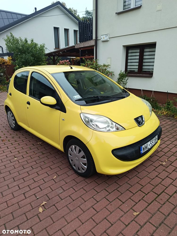 Peugeot 107 2006 photo 3