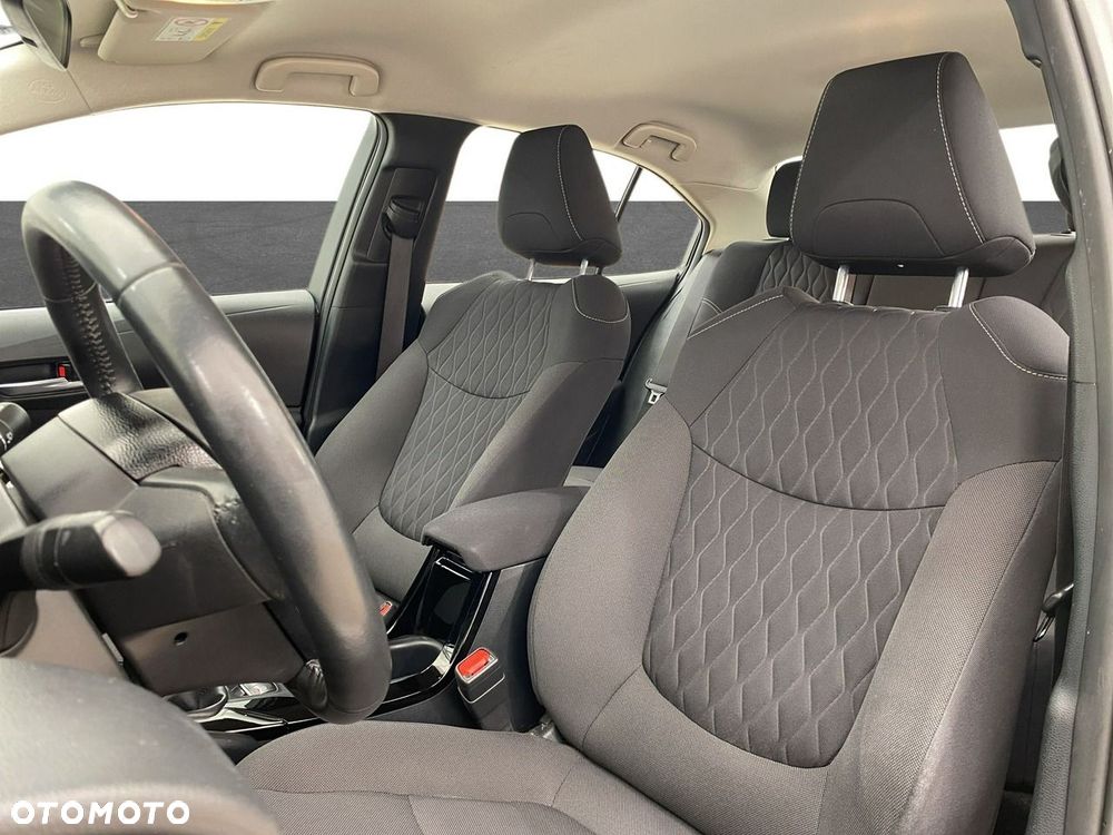 Toyota Corolla - 11