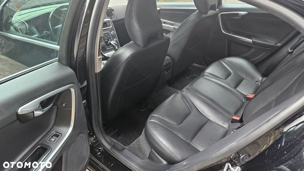 Volvo S60 T5 Geartronic Kinetic - 15