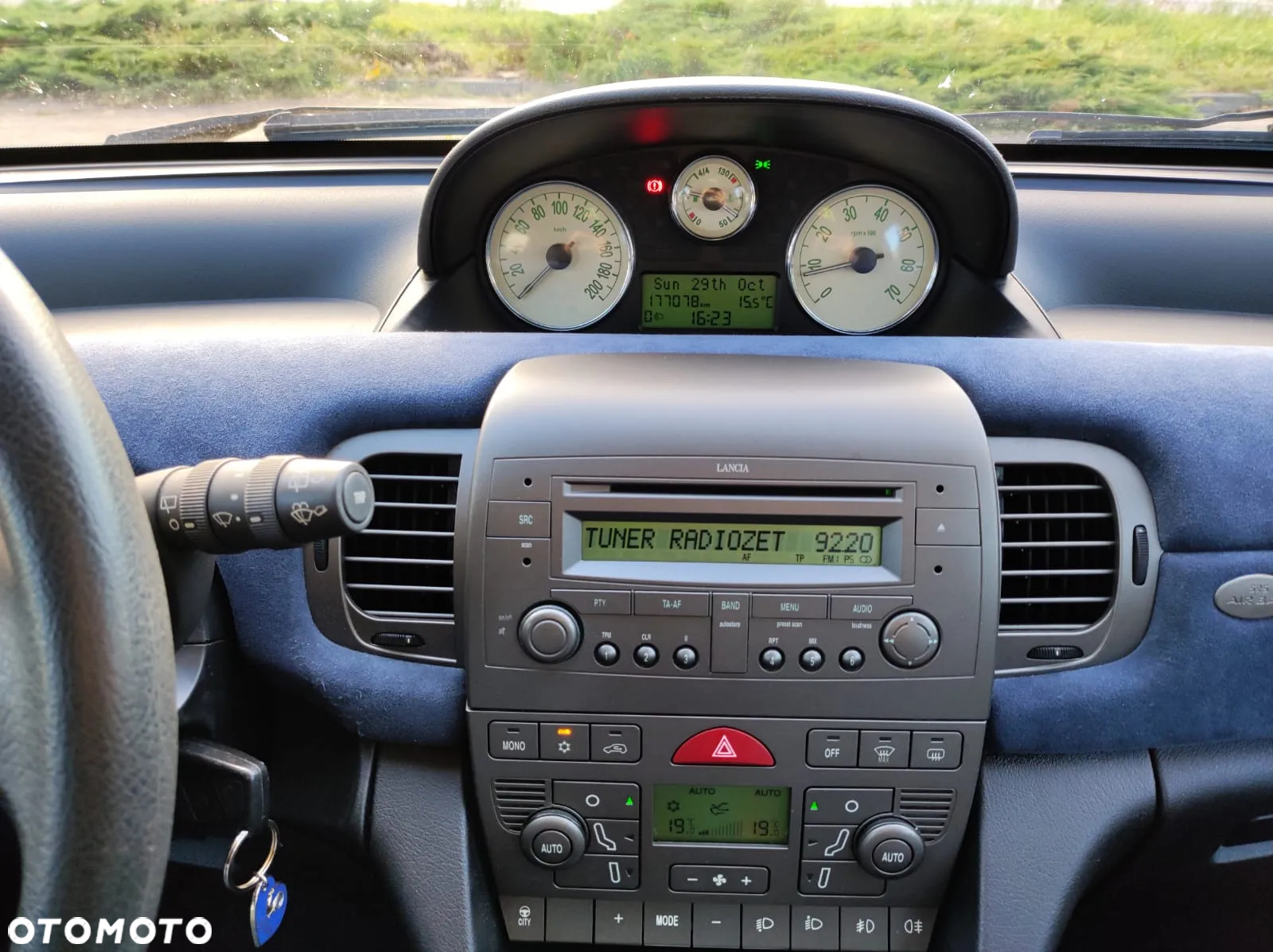 Lancia Ypsilon - 9