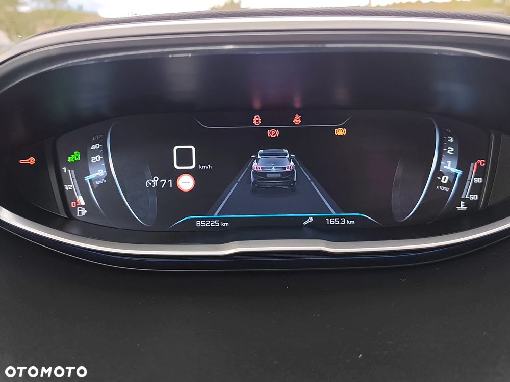 Peugeot 3008 1.6 BlueHDi Allure S&S - 16