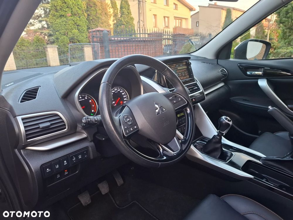 Mitsubishi Eclipse Cross 1.5 T GPF Invite Plus - 15