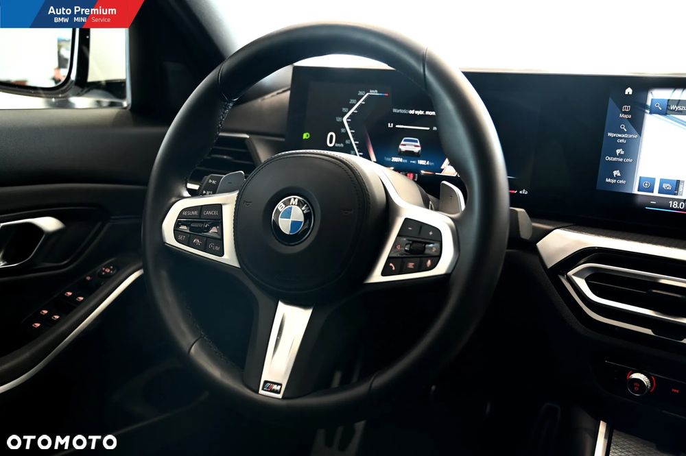 BMW Seria 3 330i M Sport - 6