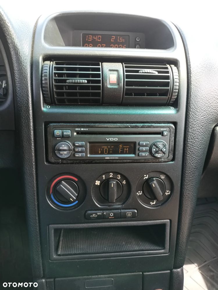 Opel Astra - 10