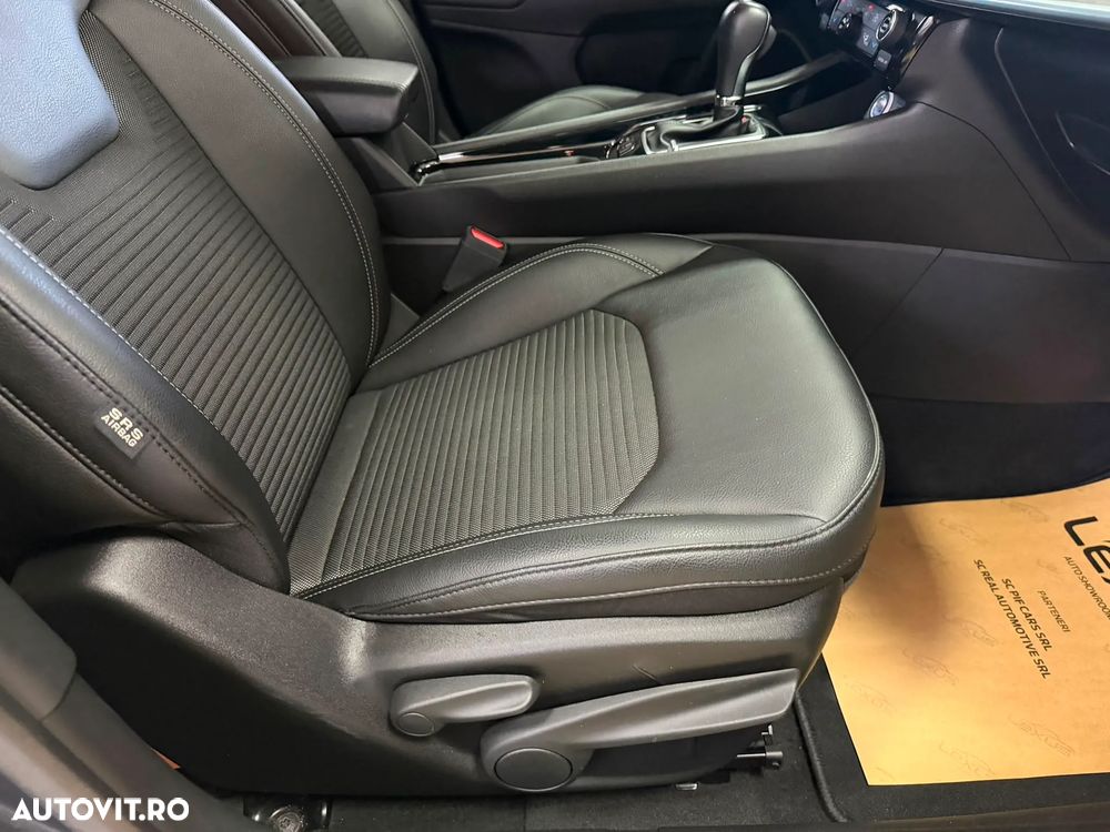 Jeep Compass - 19