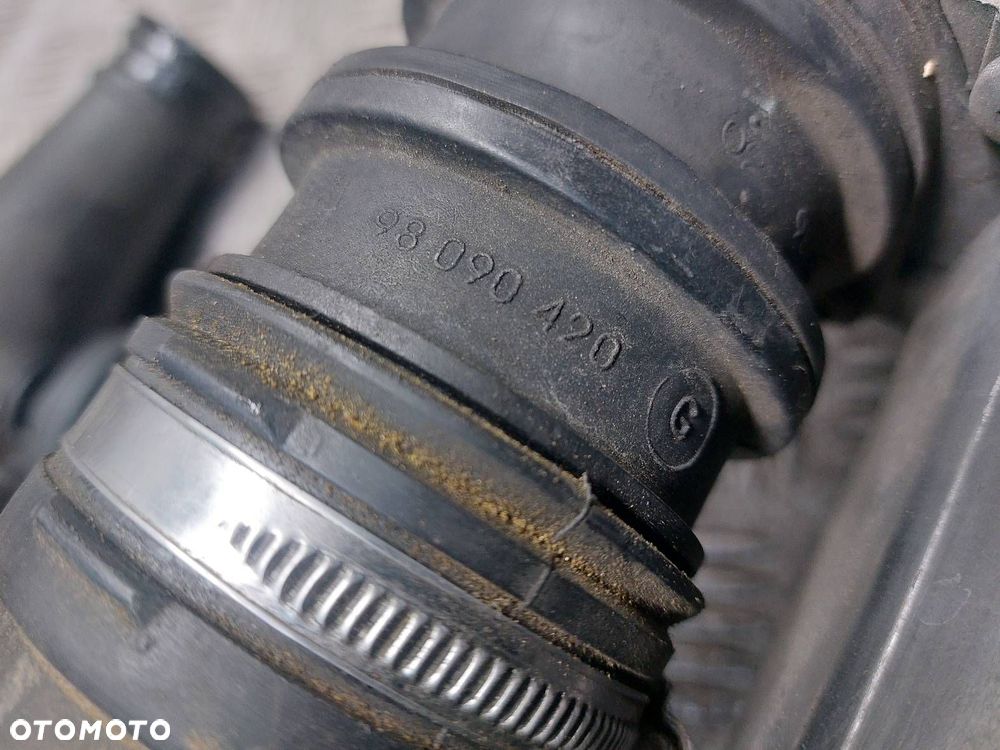 OBUDOWA FILTRA + PRZEPŁYWOMIERZ + RURA DOLOT RENAULT KANGOO I FL - 5