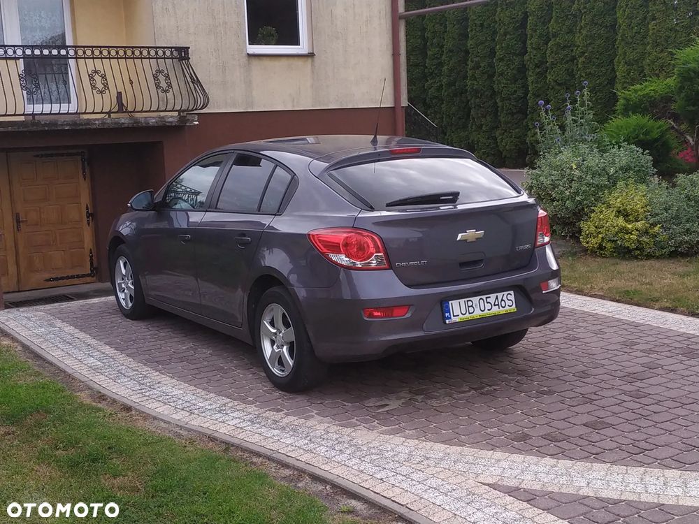 Chevrolet Cruze 1.8 LTZ - 33