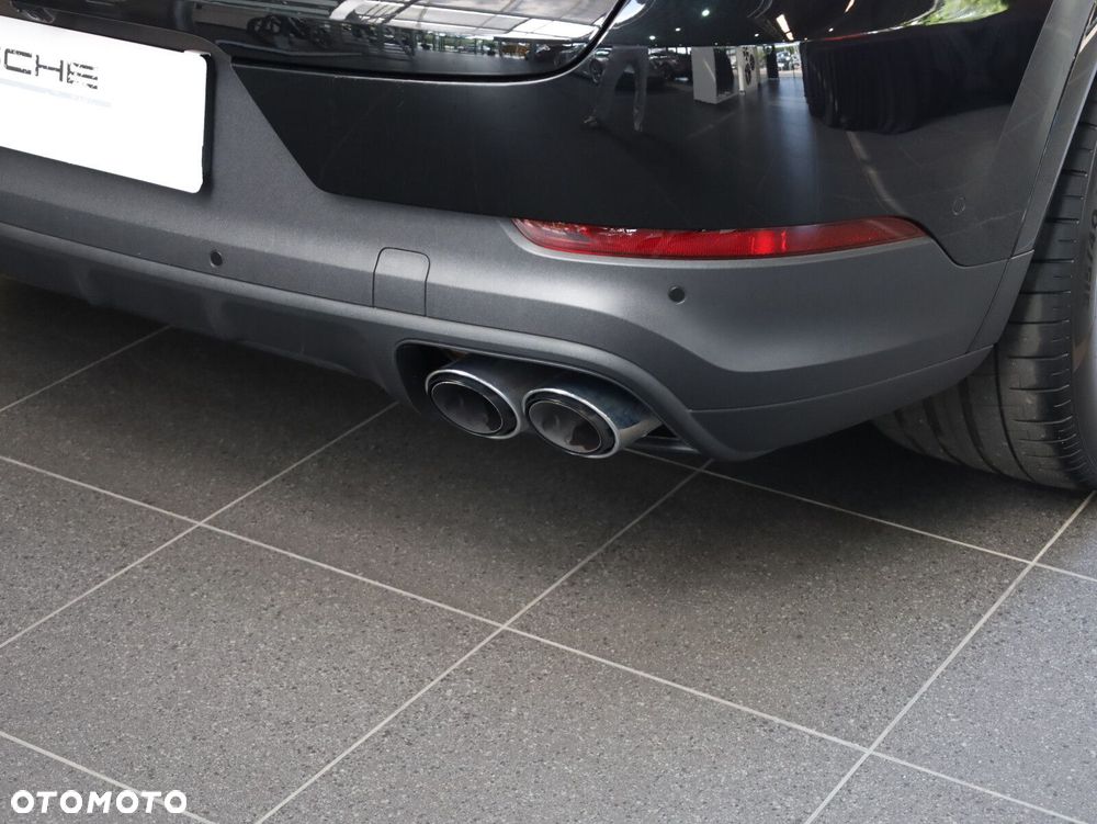 Porsche Cayenne - 24