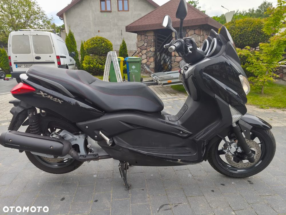 Yamaha X-max - 8