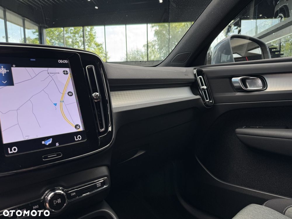 Volvo XC 40 T4 Plug-In Hybrid Core - 29