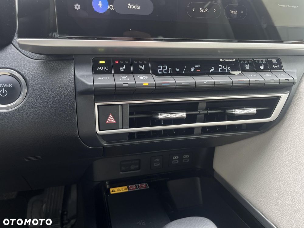 Toyota Camry - 14