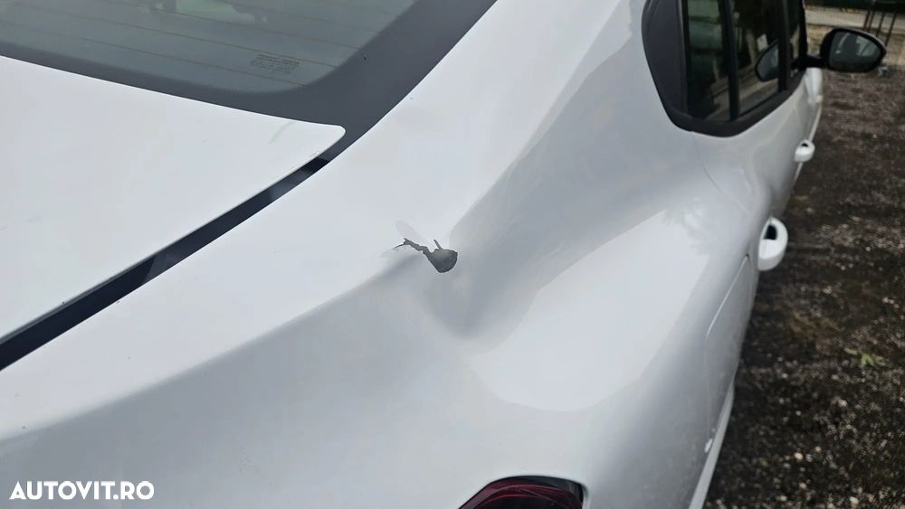 Dacia Logan TCe 90 CVT Comfort - 9