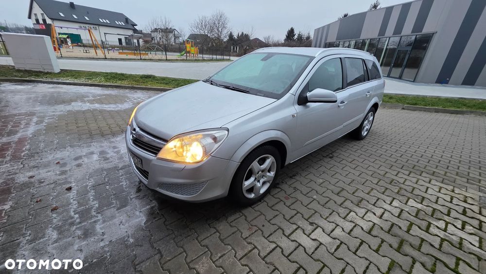 Opel Astra 1.7 CDTI DPF Color Edition - 1