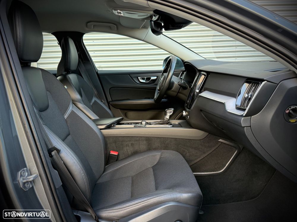 Volvo V60 2.0 D3 Momentum Plus Geartronic - 10