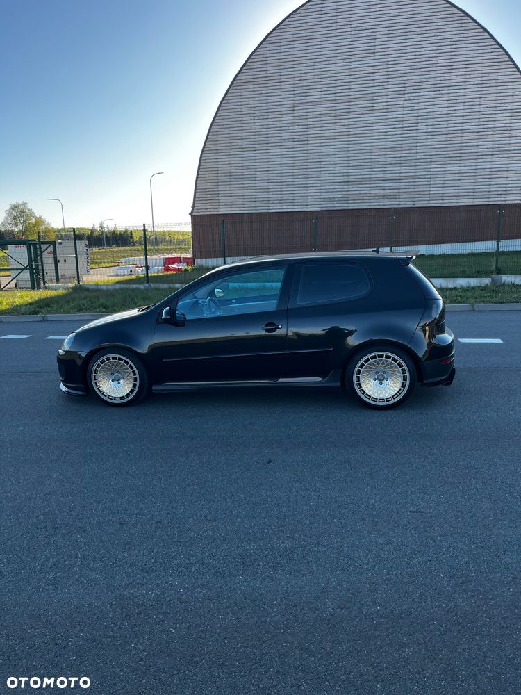 Volkswagen Golf - 4