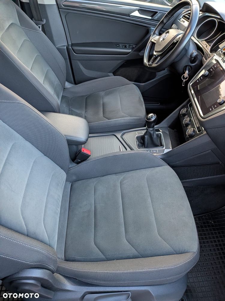 Volkswagen Tiguan ver-2-0-tdi-bmt-scr-comfortline - 17