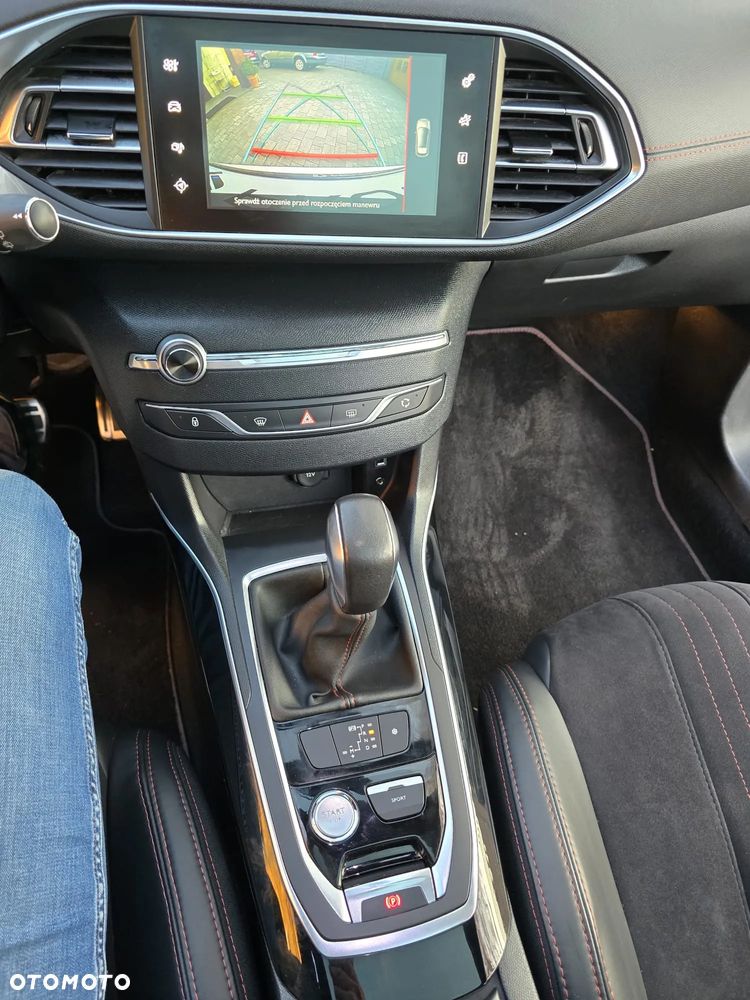 Peugeot 308 BlueHDi 180 EAT6 GT - 24