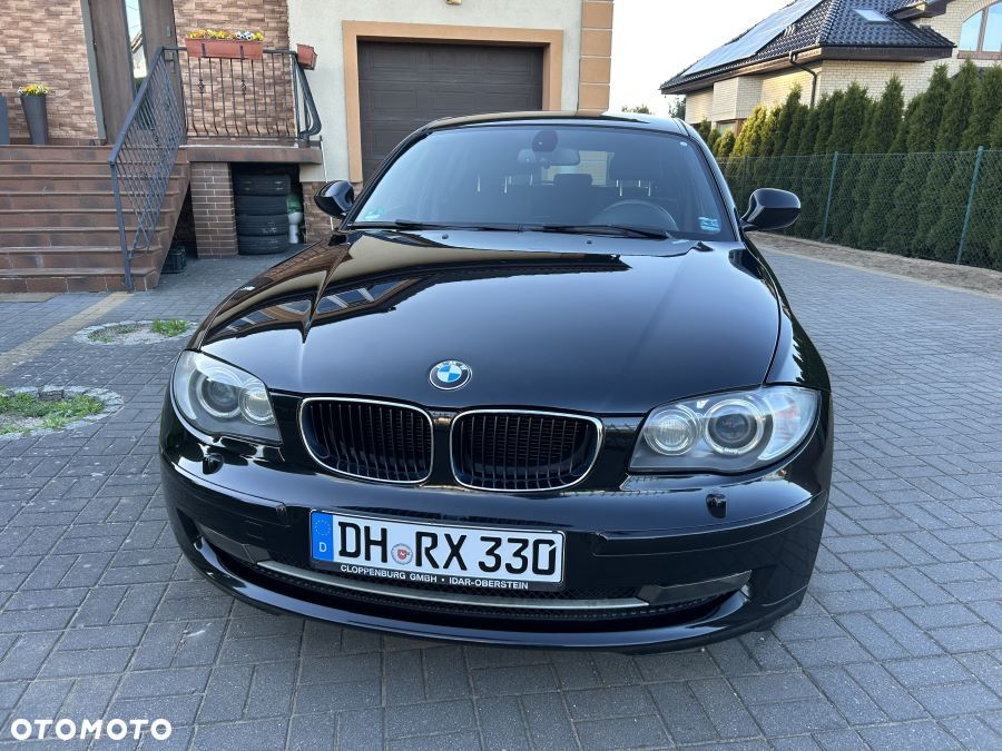 BMW Seria 1 118d Sport Line - 9