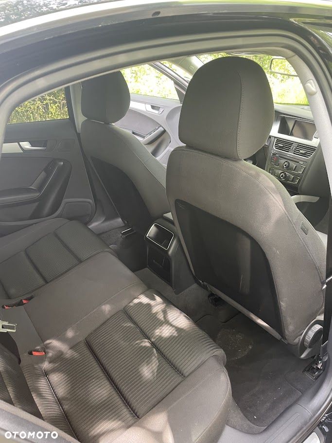 Audi A4 Limousine - 18