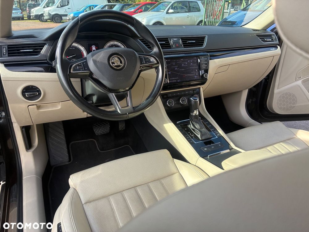 Skoda Superb 1.8 TSI L&K DSG - 10