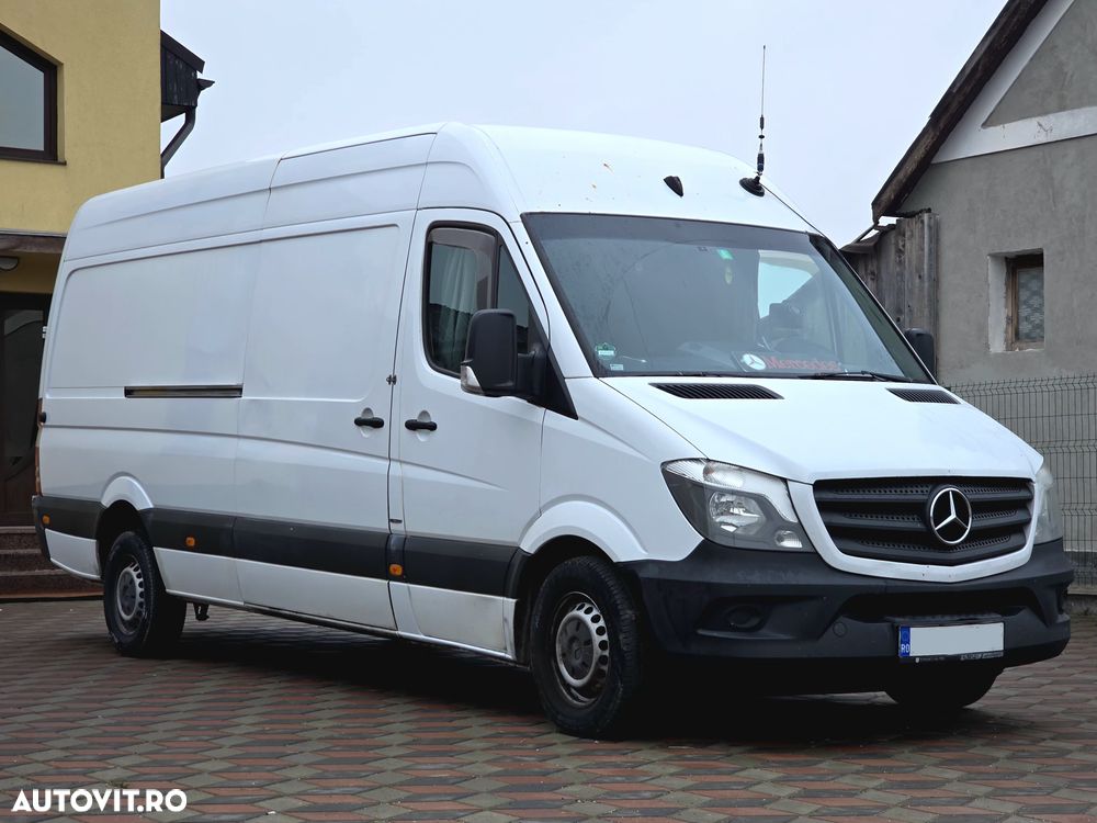 Mercedes-Benz Sprinter - 2