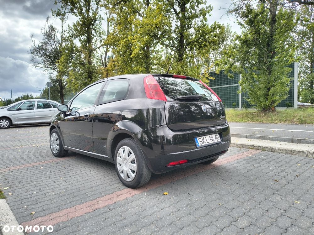 Fiat Grande Punto - 4