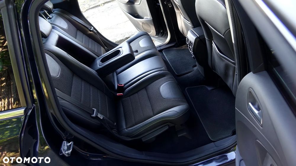 Ford Kuga 1.5 EcoBoost 2x4 Titanium - 12
